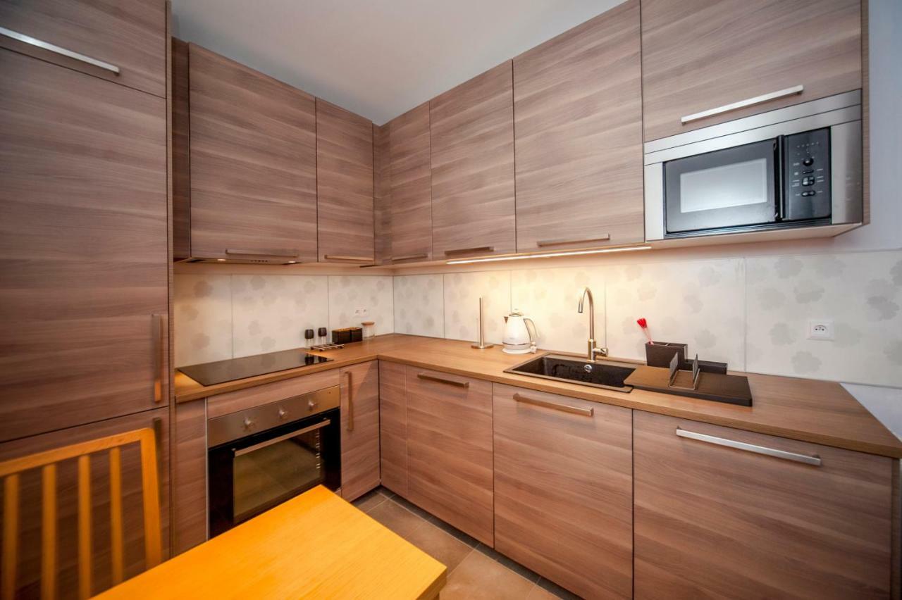 Very Berry - Maratonska 3 - Business Apartment, Garden, Check In 24H Poznań Eksteriør bilde